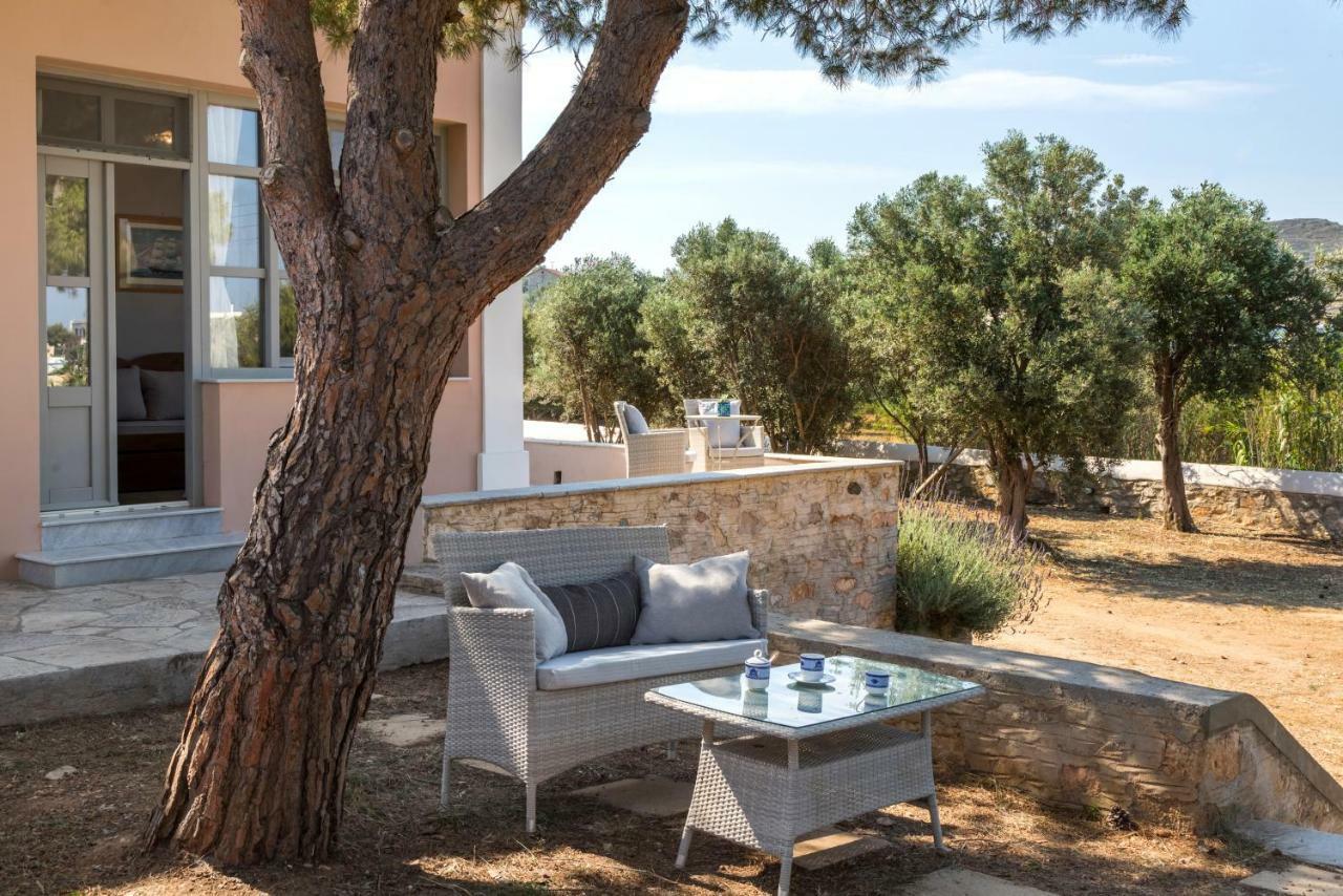 Dellagracia Mansion In Poseidonia Syros Villa Posidhonía Exterior photo