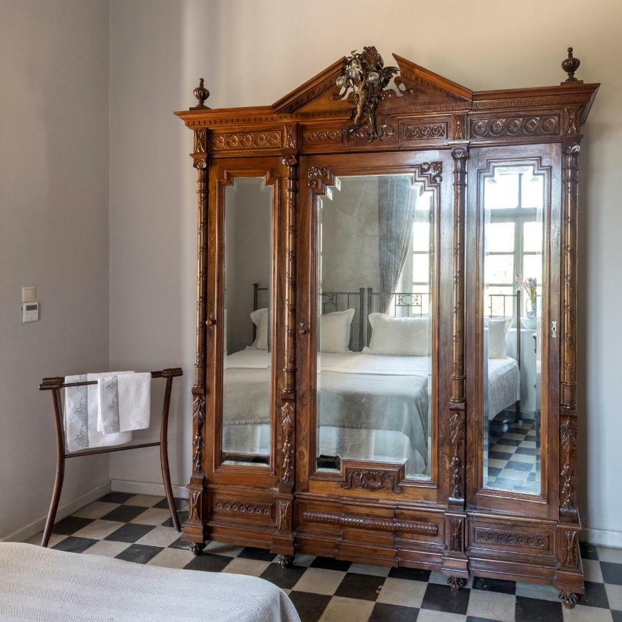 Dellagracia Mansion In Poseidonia Syros Villa Posidhonía Exterior photo